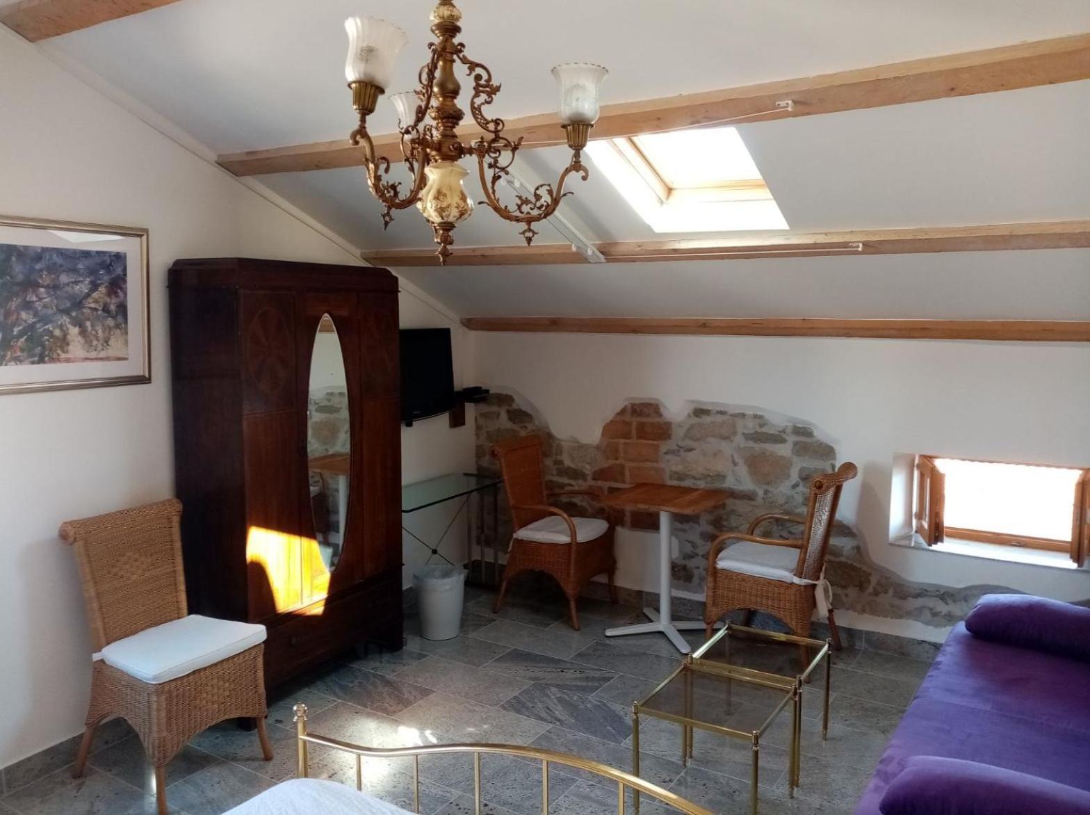 ロヴィニCasa Di Marko 105 M2 Gardenアパートメント エクステリア 写真